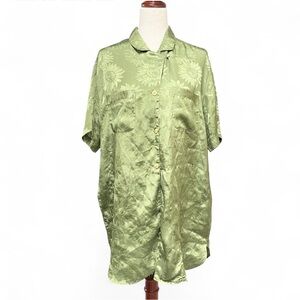 Vtg Victoria’s Secret Green Floral Night Shirt women’s large‎